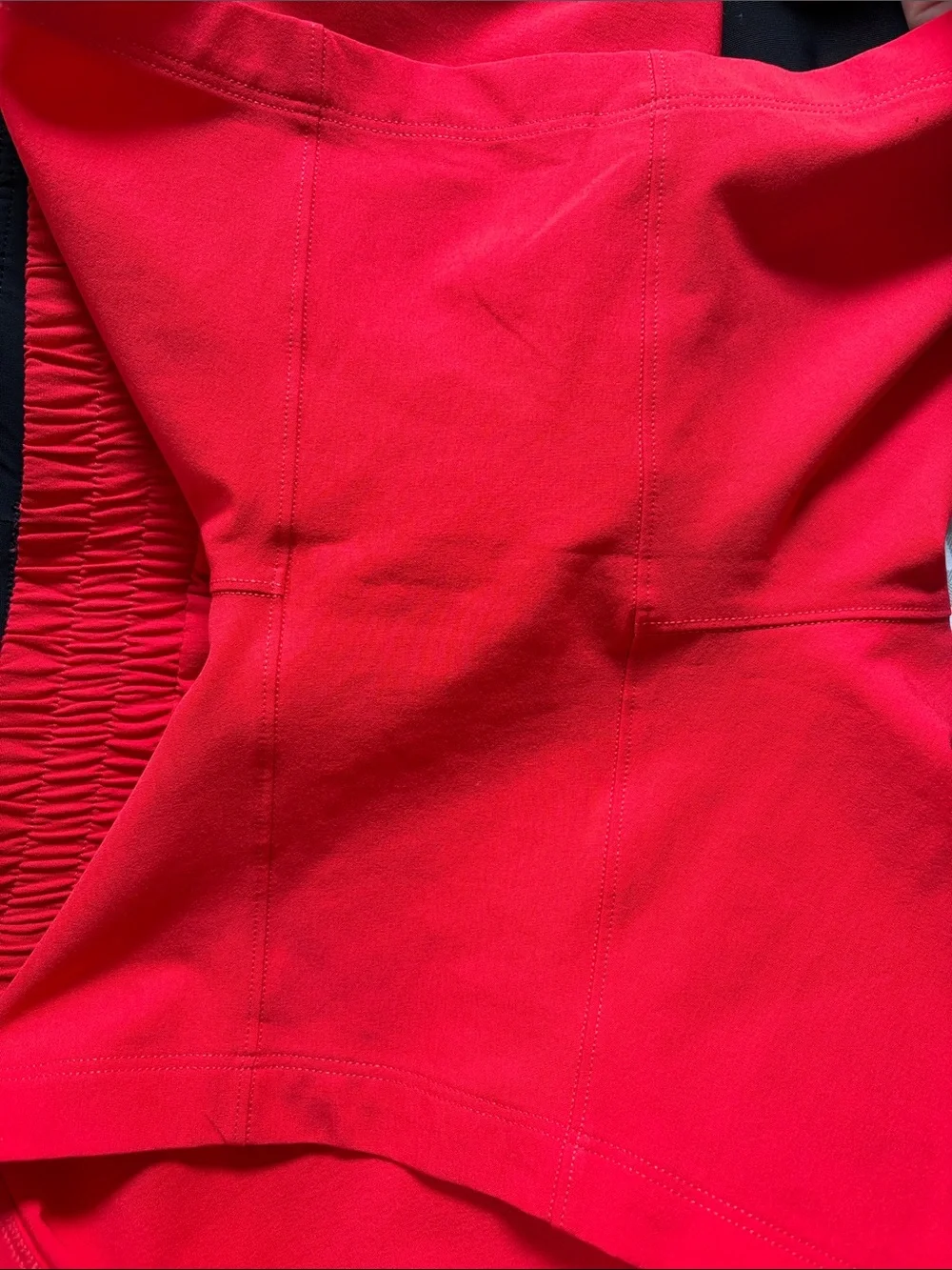 Lululemon Men’s Channel Cross Swim Shorts Size XL 5” Inseam Vermillion Red